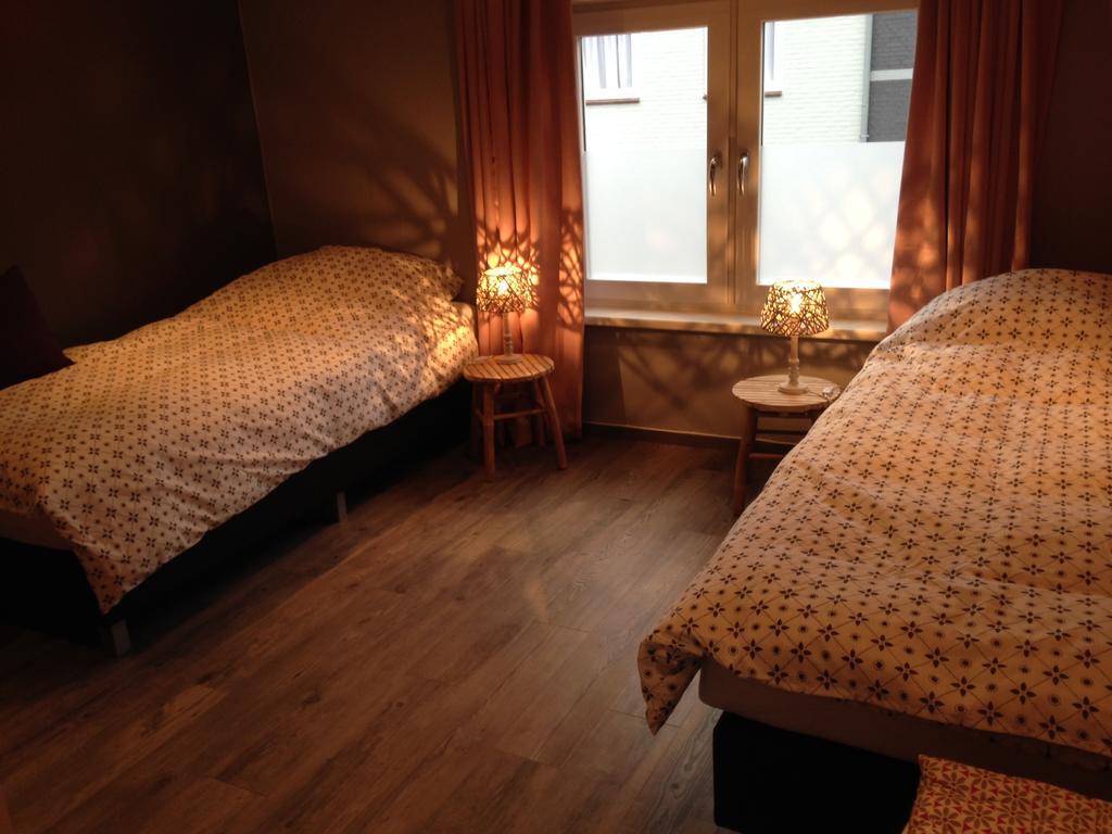 Bed and Breakfast Vrije Vlinders à IJzendijke Extérieur photo